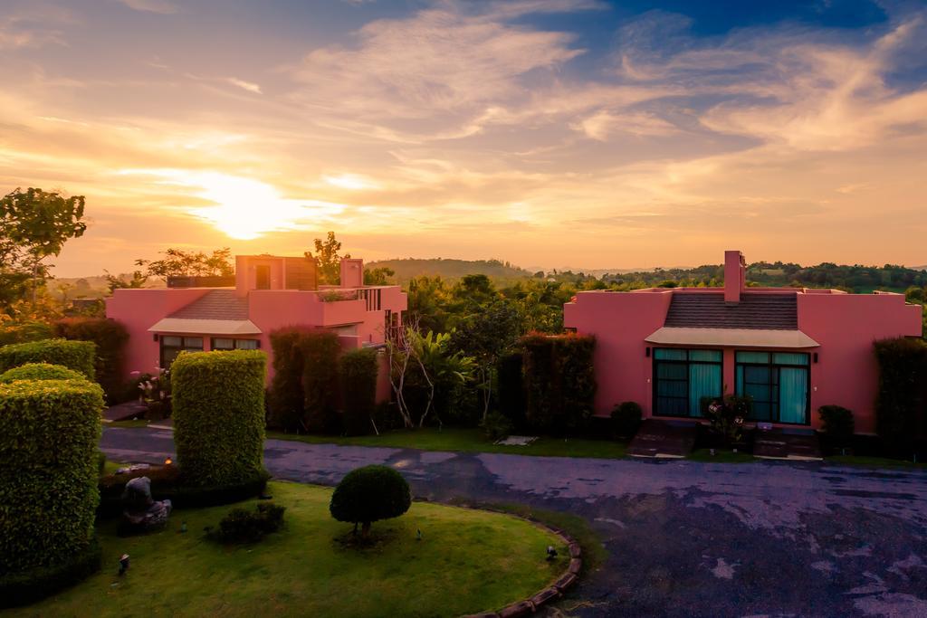 Phukumhom Khao Yai Hotel Wangkata Екстериор снимка