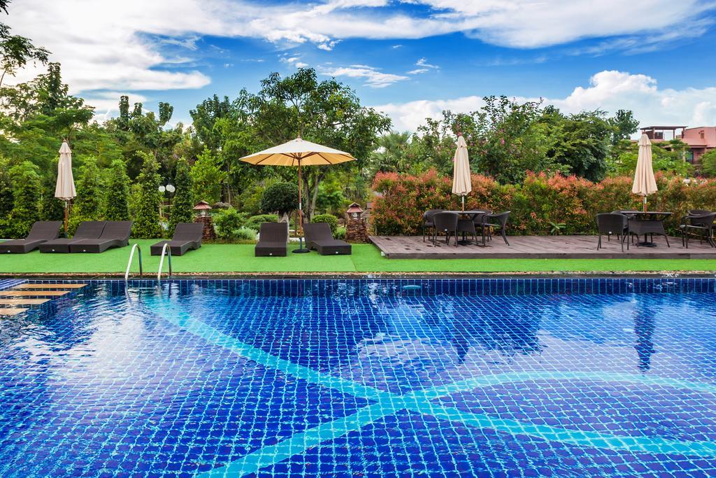 Phukumhom Khao Yai Hotel Wangkata Екстериор снимка