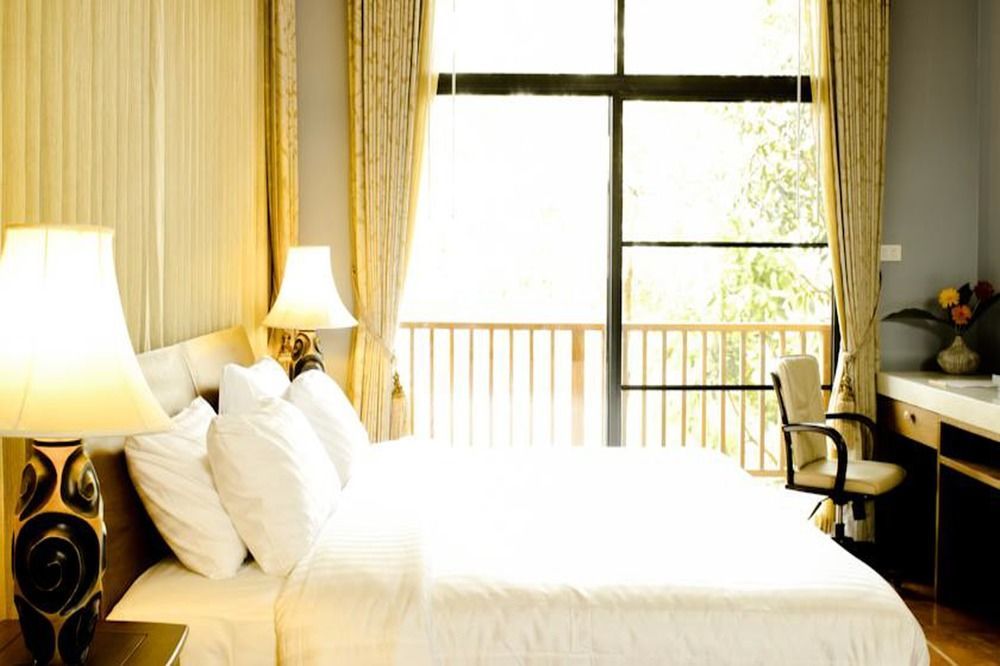 Phukumhom Khao Yai Hotel Wangkata Екстериор снимка