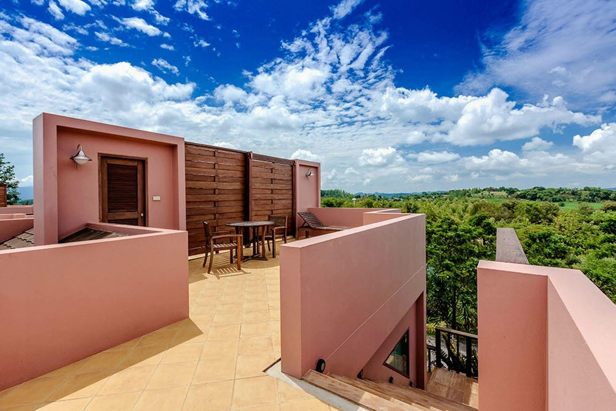 Phukumhom Khao Yai Hotel Wangkata Екстериор снимка