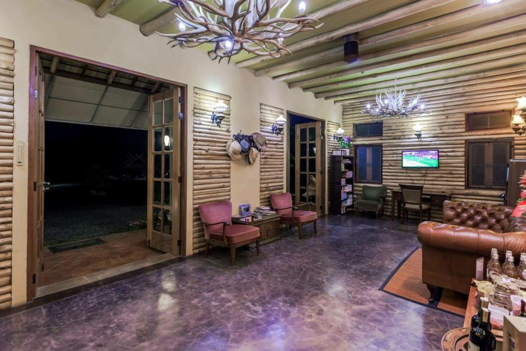 Phukumhom Khao Yai Hotel Wangkata Екстериор снимка